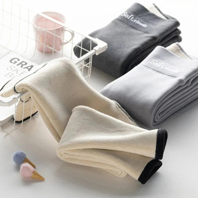 Legginsy damskie „Soft Clouds” – ciepło i wygoda w stylowej odsłonie